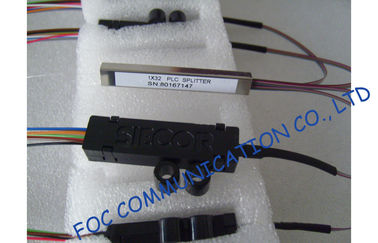 Bộ tách băng ra Fiber Plc Splitter 1 × 32 Để phân phối tín hiệu quang